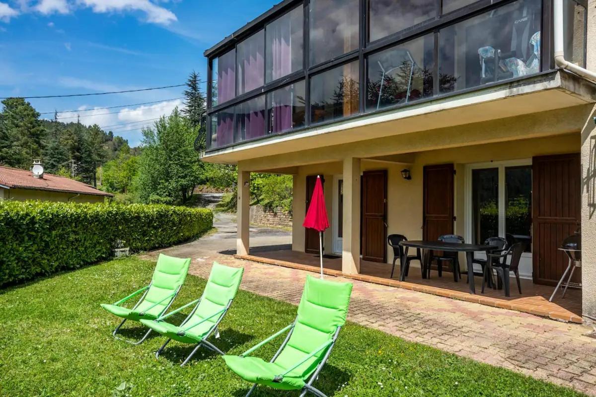 Gites En Cevennes "Chez Steloune" Genolhac エクステリア 写真